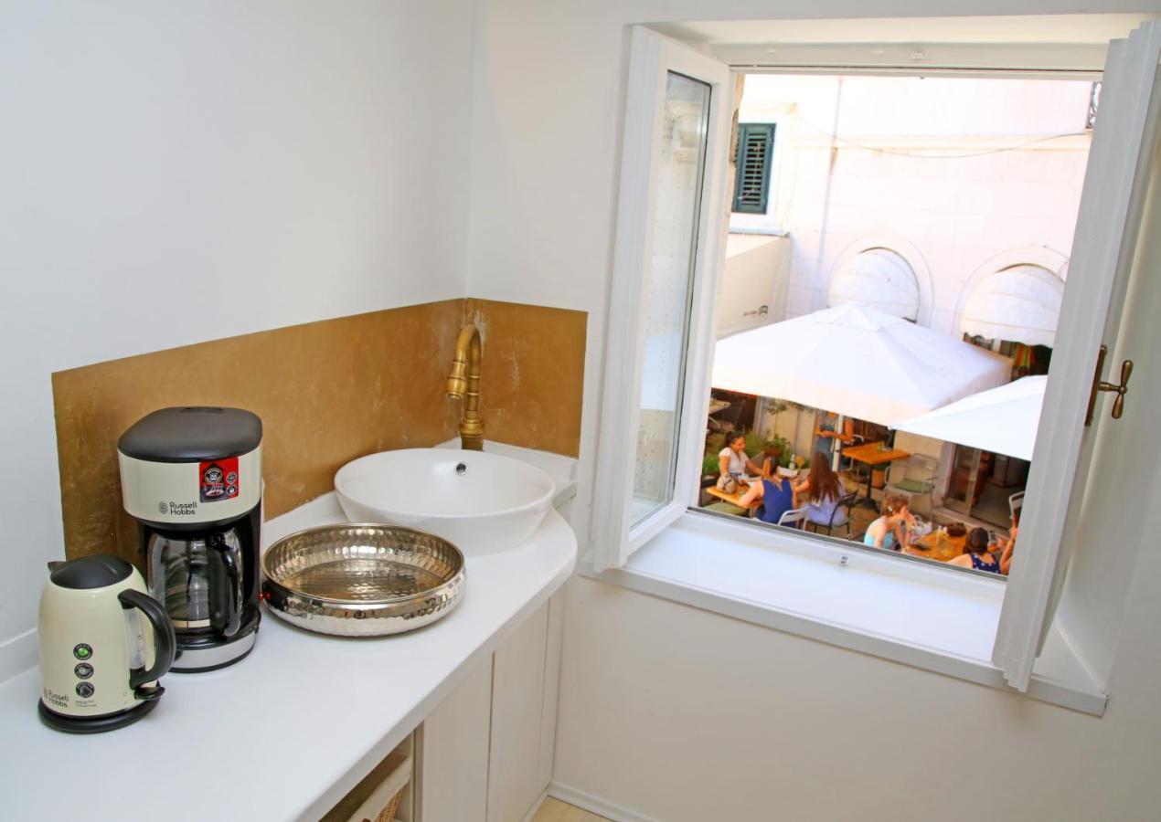 Swan City Apartment & Room Šibenik Eksteriør bilde